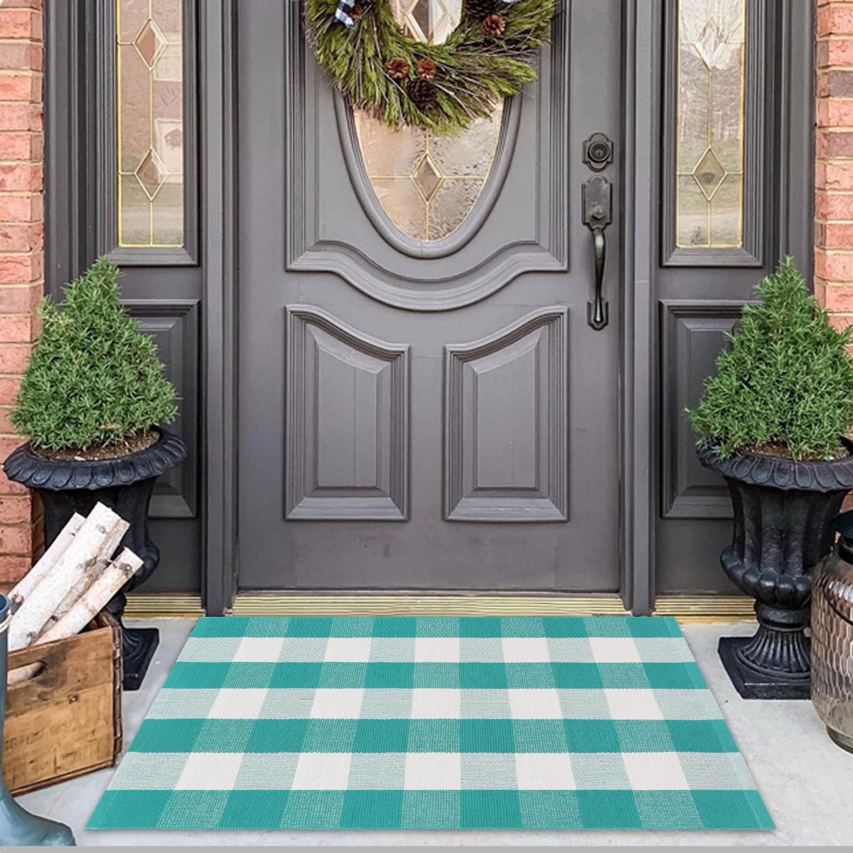 Fallovea patio rug enhances outdoor spaces with timeless plaid design