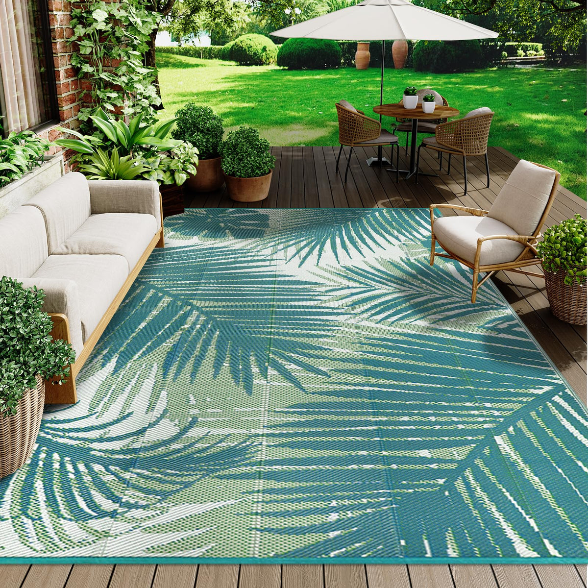 famibay 6x9 rug with stakes keeps it secure outdoors.