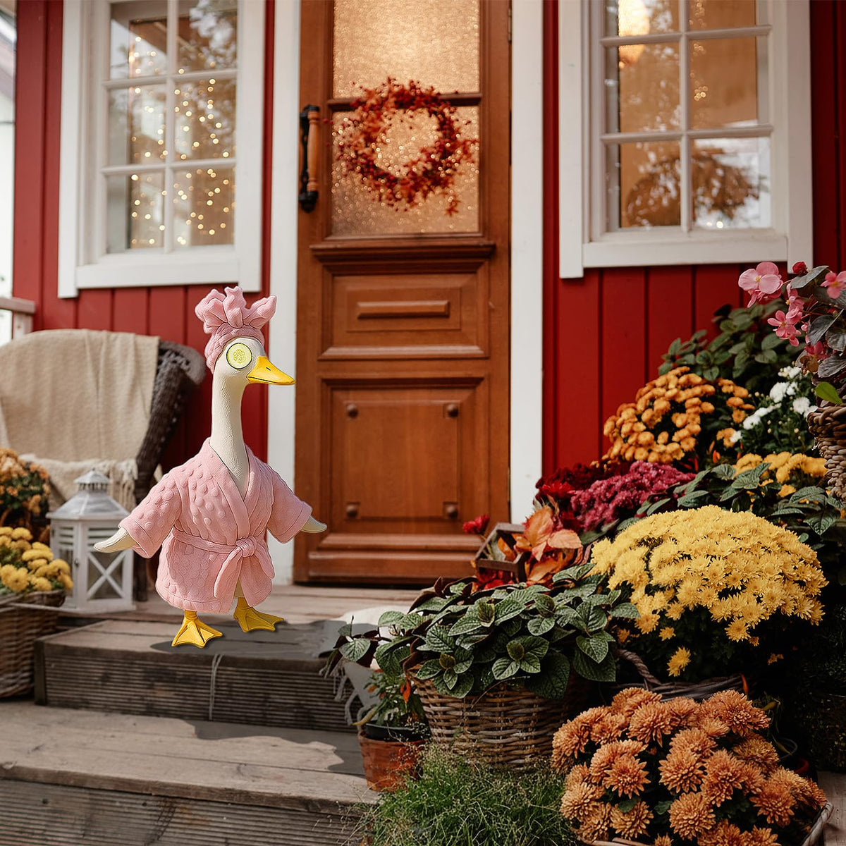 Fanfoobi Holiday garden decor pink goose for Instagram-worthy photos