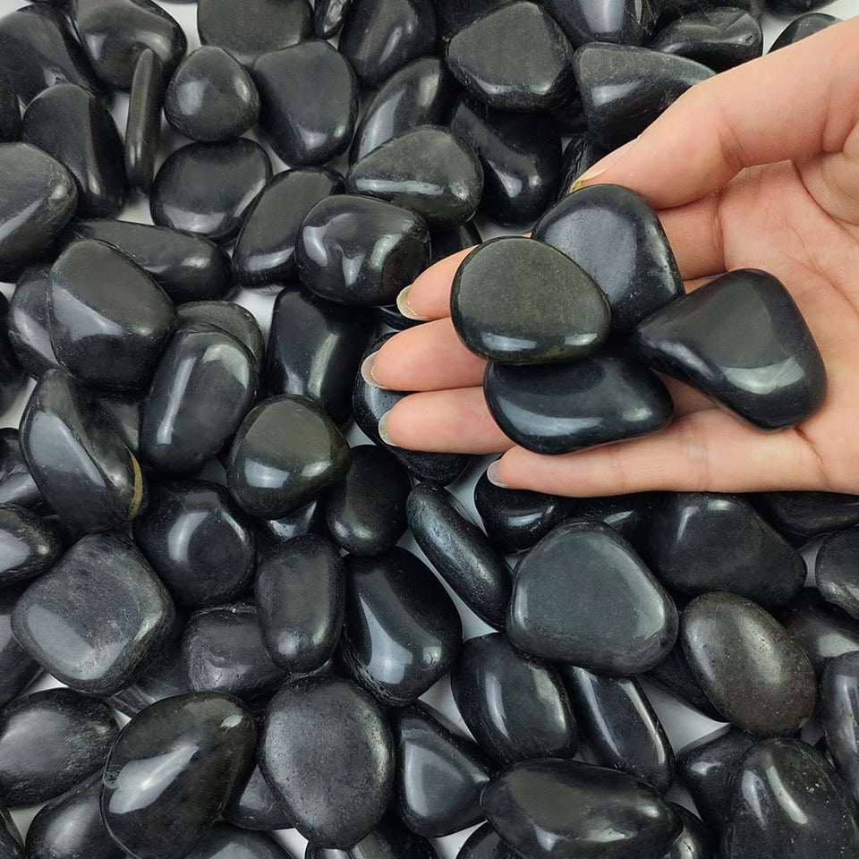 FANTIAN 2lbs black pebbles for potted plants add natural shine and drainage.