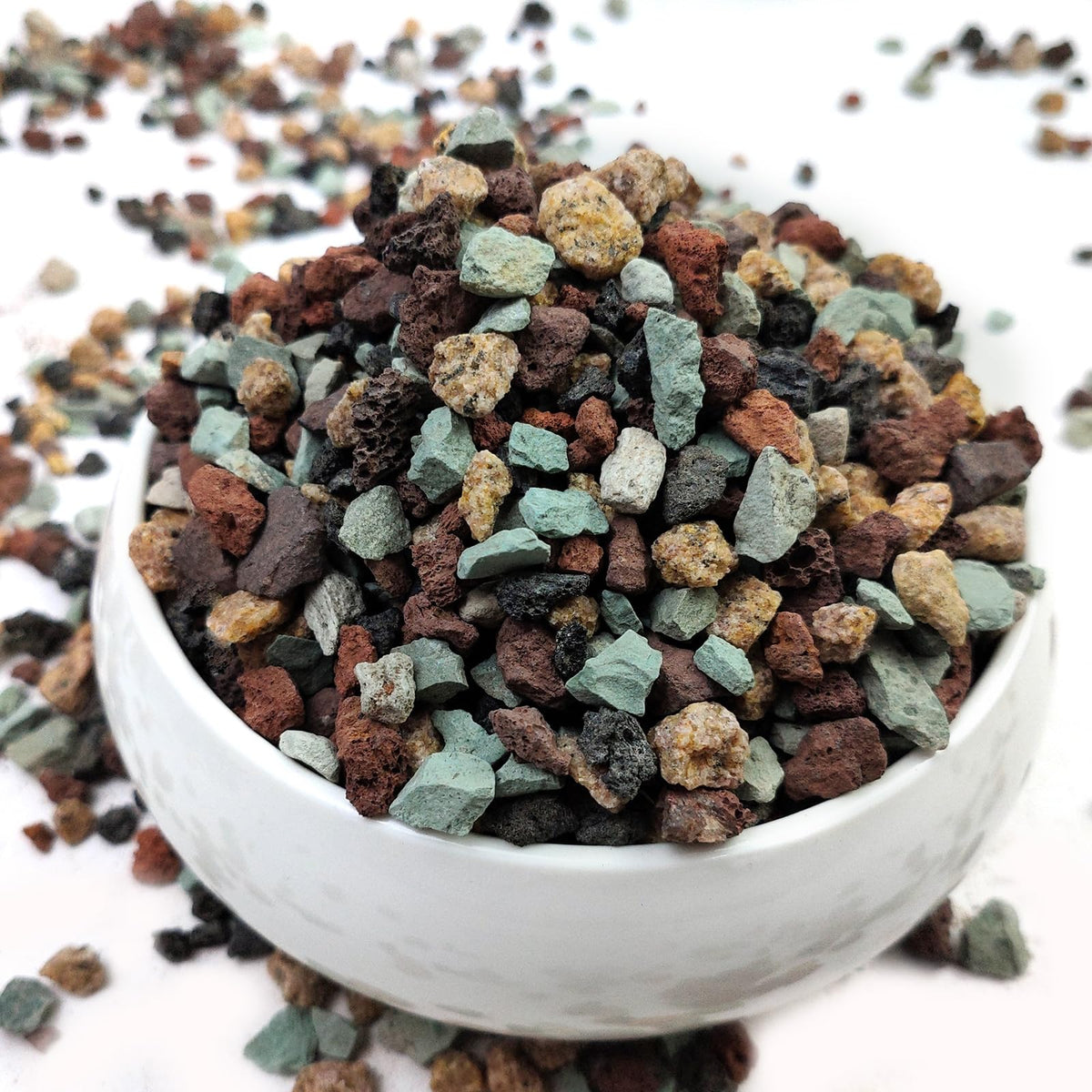 FANTIAN multi-use soil amendment improves media for succulents and bulbs.