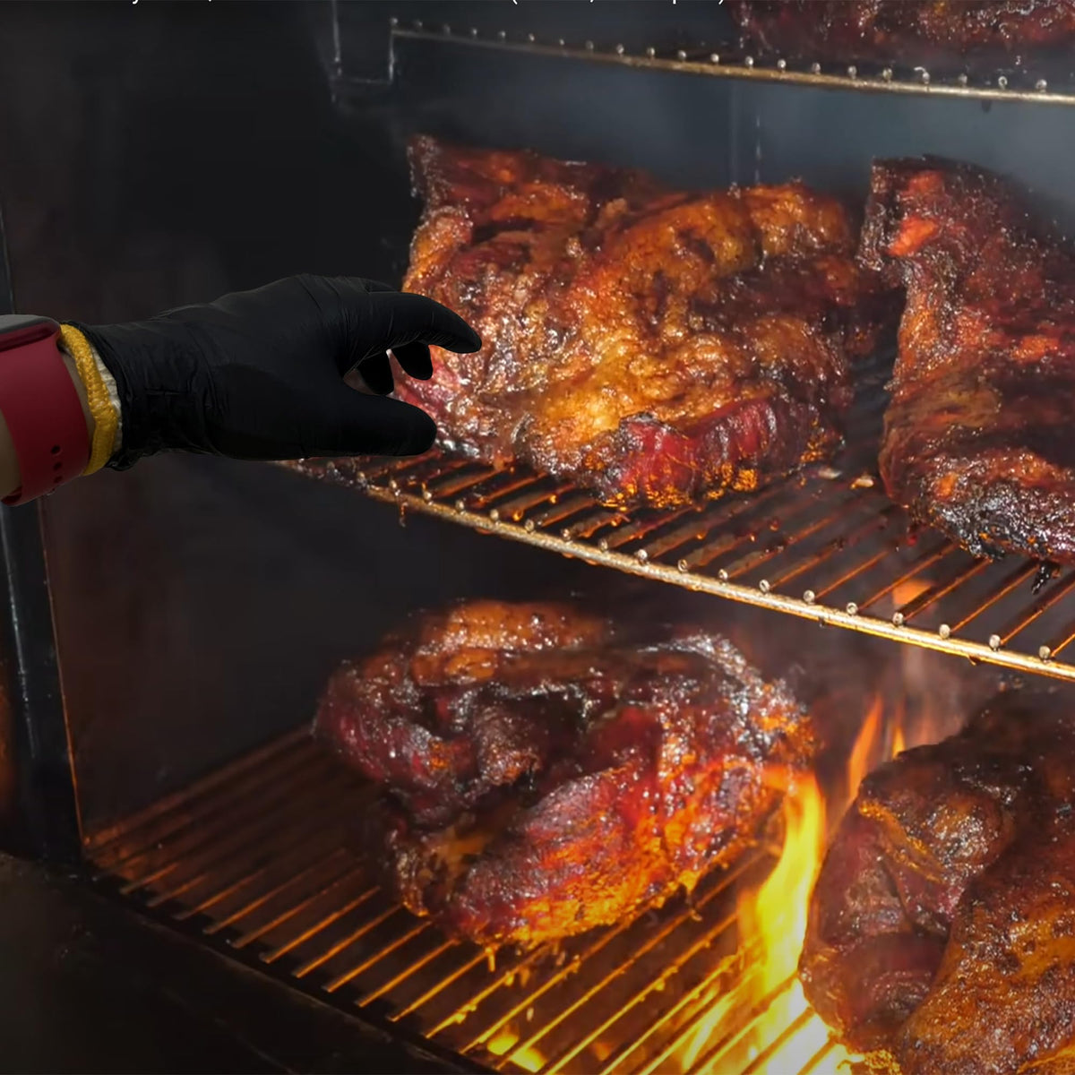 FayLongSky non-slip grip helps handle hot utensils and meat safely