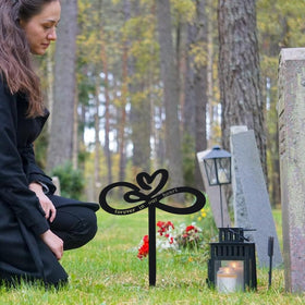 FDKYOEK metal cemetery decoration designed for all-weather outdoor display