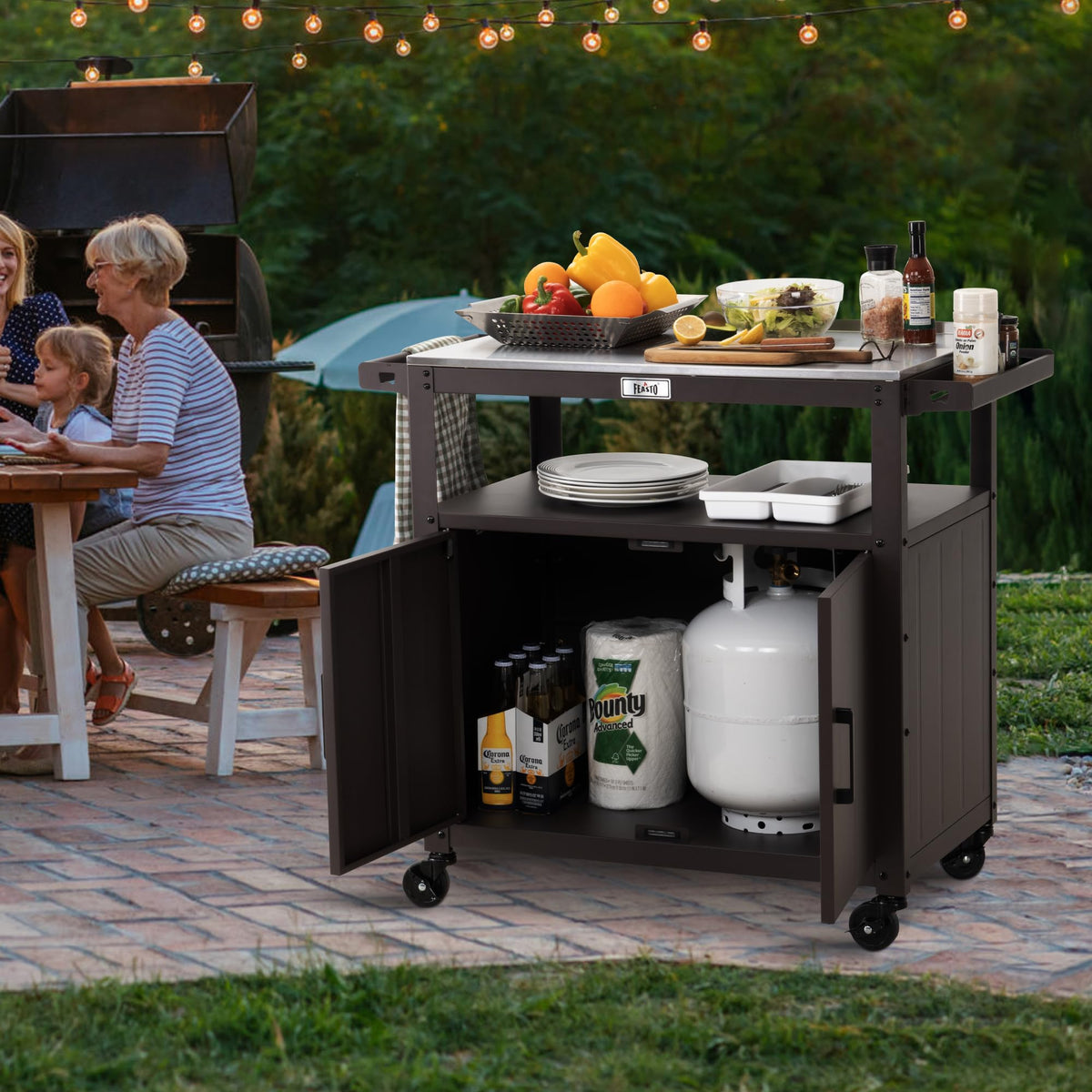 Feasto raised edge prevents items from sliding during use