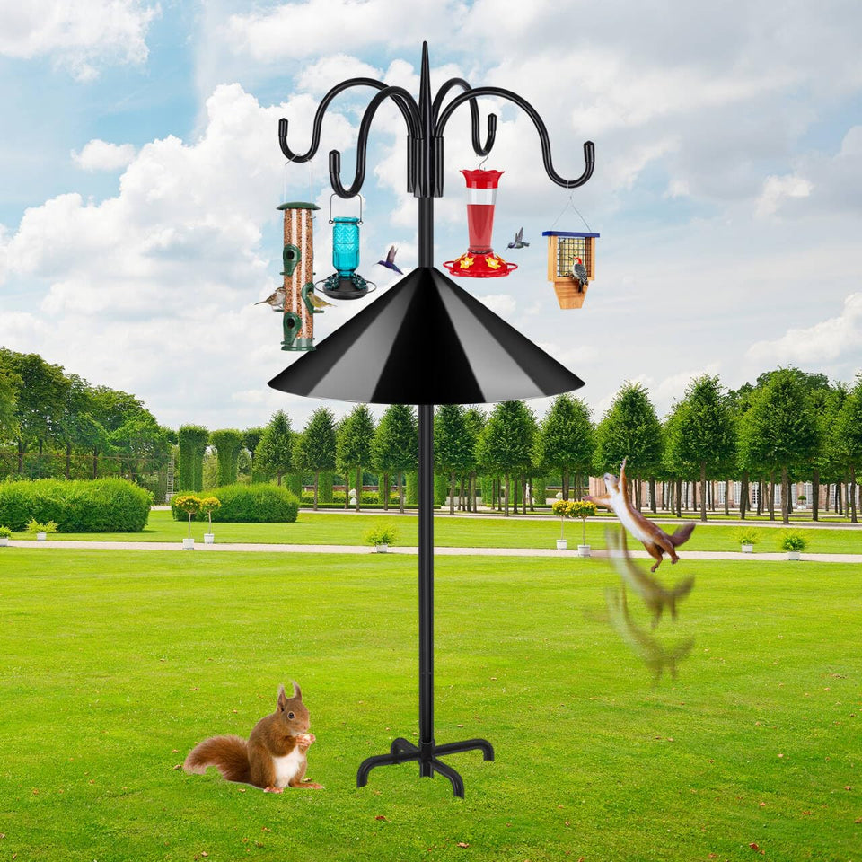 FEED GARDEN 4-Hook pole enables multi-feeder setup for organized backyard feeding.