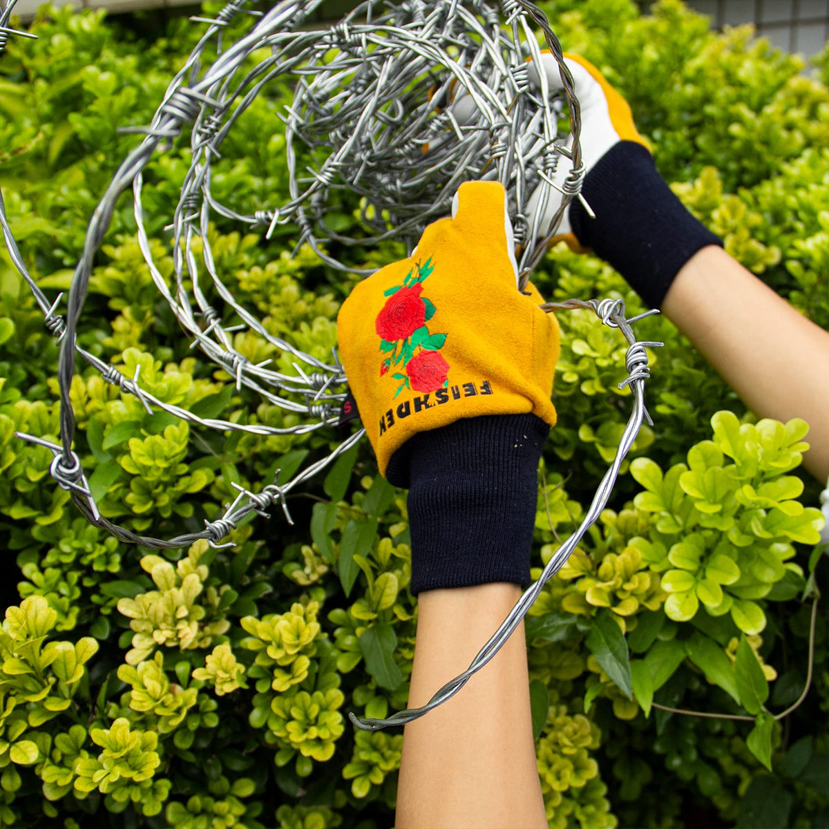 FEISHDEK cactus gloves stretch cuff keeps dust out and seals fit during yard tasks