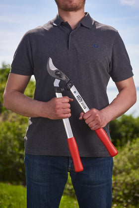 FELCO F211-50 loppers aluminum handles close-up showing lightweight comfort for elevated trimming.