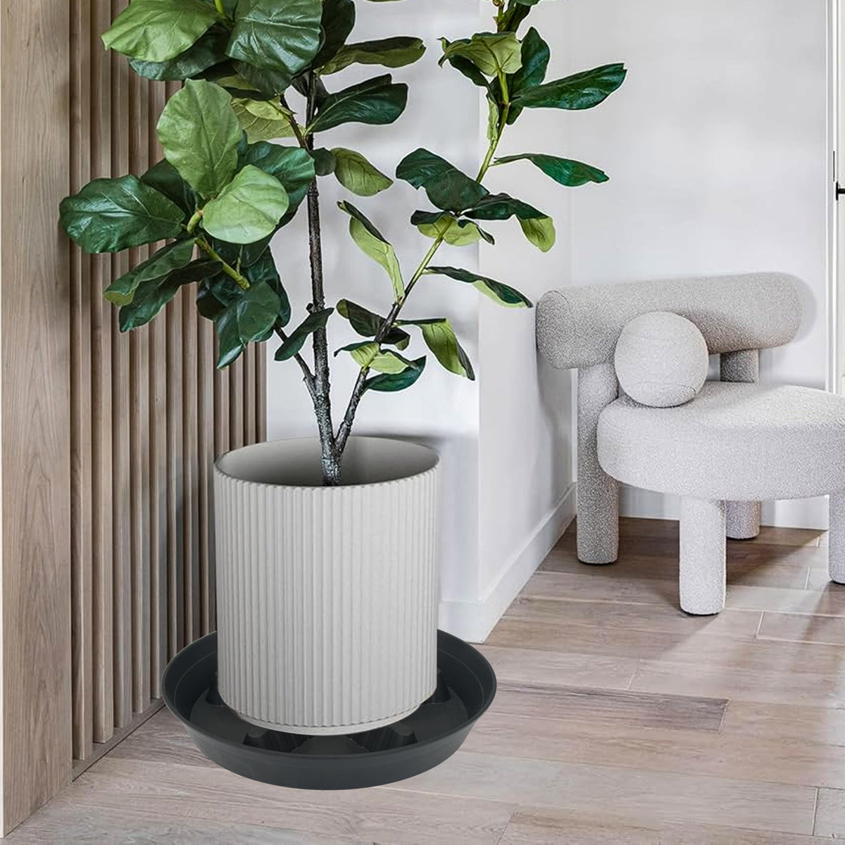 Feyvdzv no-hole saucer prevents water buildup for indoor plants.