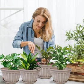 FGstyle decorative beige garden pot enhances balcony and patio plant displays.
