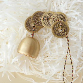 Fianviup color rope with five elements conveys balance and protection.