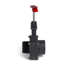 FibroPool 1.5-inch valve installed near pump illustrates quick maintenance access.