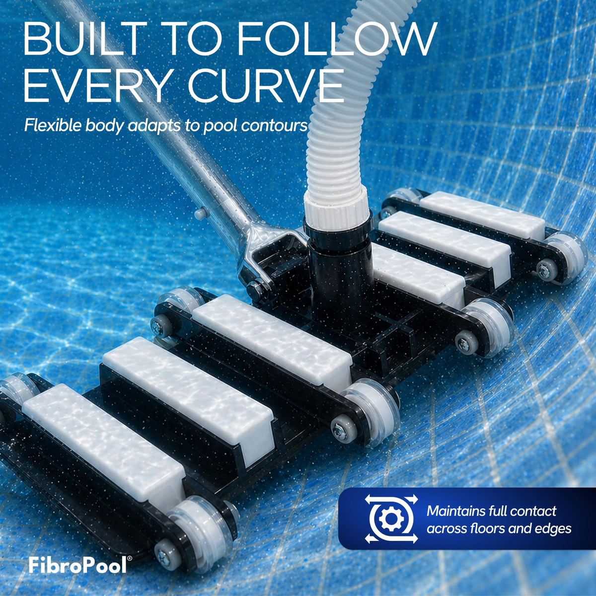 FibroPool vacuum head with universal 1.5-inch hose connection for versatile setups.