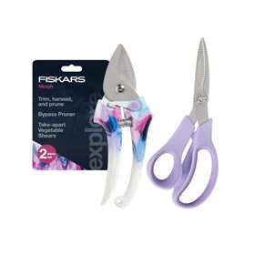 Fiskars bypass pruner: precise cuts for light pruning and smooth, rust-resistant action.