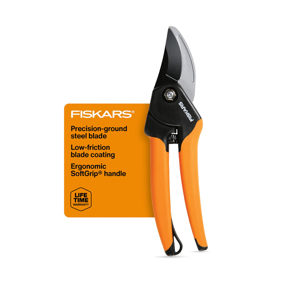 Fiskars bypass pruning shears blade close-up for 5-8 inch live growth cuts
