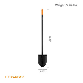 Fiskars digging shovel durable build endures heavy garden tasks.