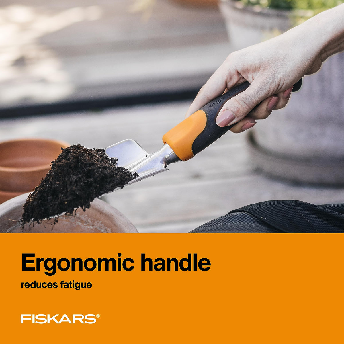 Fiskars Ergo Trowel polished head stays sharp for lasting use.