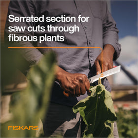 Fiskars Harvesting Knife extended tang demonstrates durability and long-lasting performance.