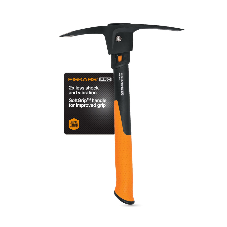 Fiskars IsoCore Pick Mattock dual head breaking hard soil effectively
