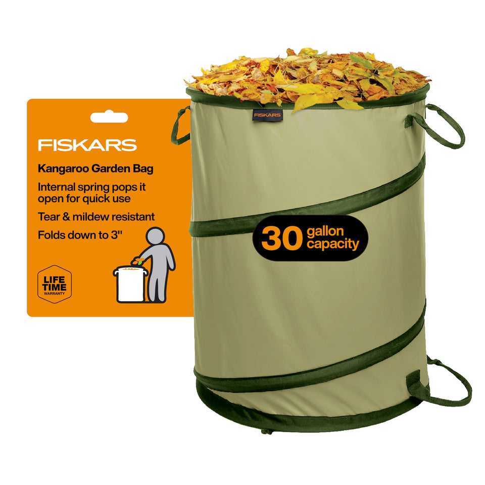 Fiskars Kangaroo 30-Gallon bag open for yard cleanup
