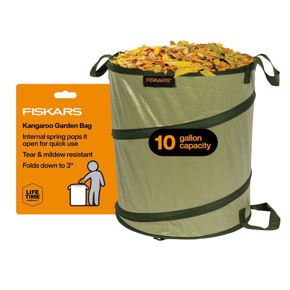 Fiskars Kangaroo bag with 10-gallon capacity ready for yard waste.