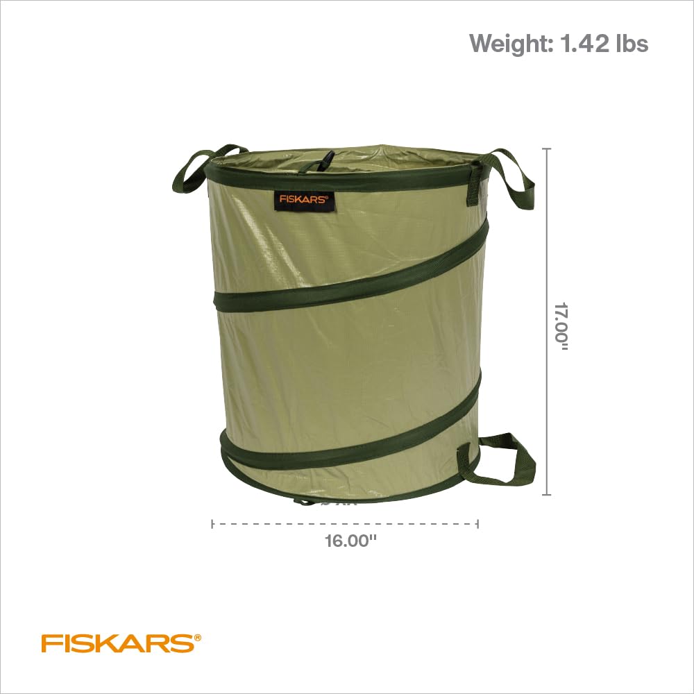 Great for collecting toys or laundry after outdoor play with Fiskars Kangaroo bag.