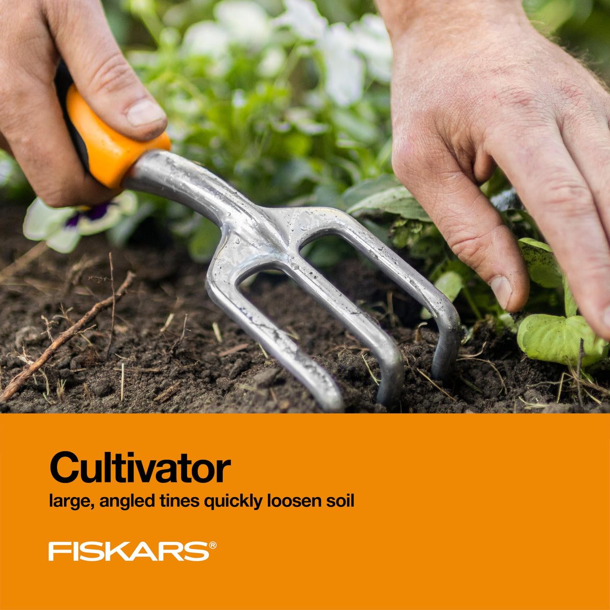 Fiskars polished cast-aluminum heads resist rust and stay sharp.