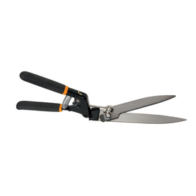 Fiskars Power-Lever Grass Shears blade close-up showing precise cuts