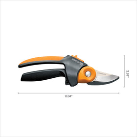 Bypass-style blade on Fiskars pruner delivers clean cuts on live stems