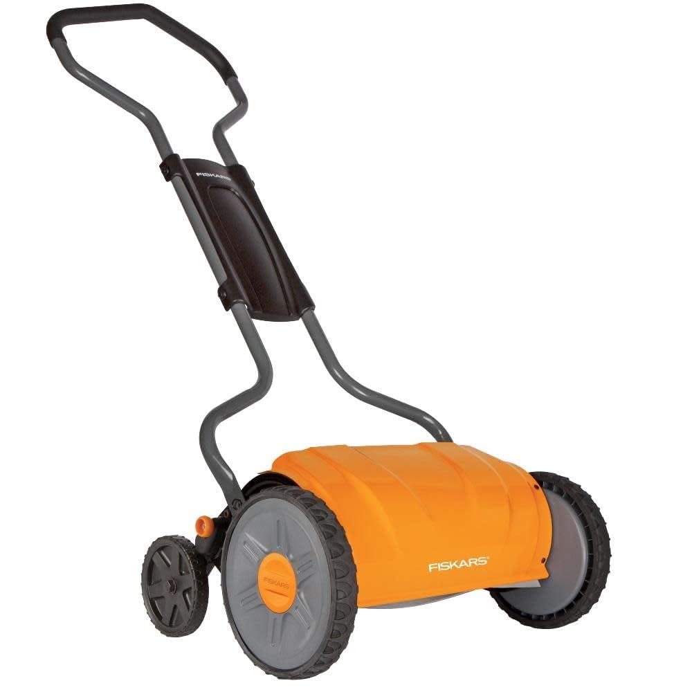 Fiskars StaySharp Push Mower highlights StaySharp Cutting System for durable blade edge