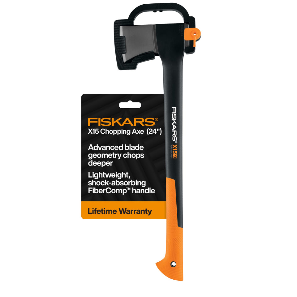 Fiskars X15 blade close-up showing sharp edge for efficient wood splitting