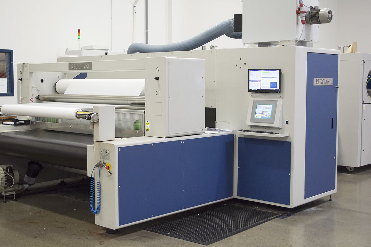 FlagSource Minnesota flag heavy duty heading maintains shape.