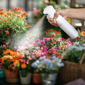 FLAIROSOL Multi-use sprayer supports plants, cleaning, and indoor-outdoor tasks.