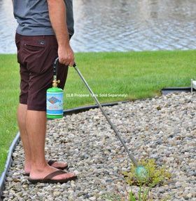 Flame King YSNPQ810CGA weed burner uses propane for efficient ignition.