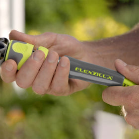 Flexzilla hose outer cover resists abrasion and UV for outdoor durability