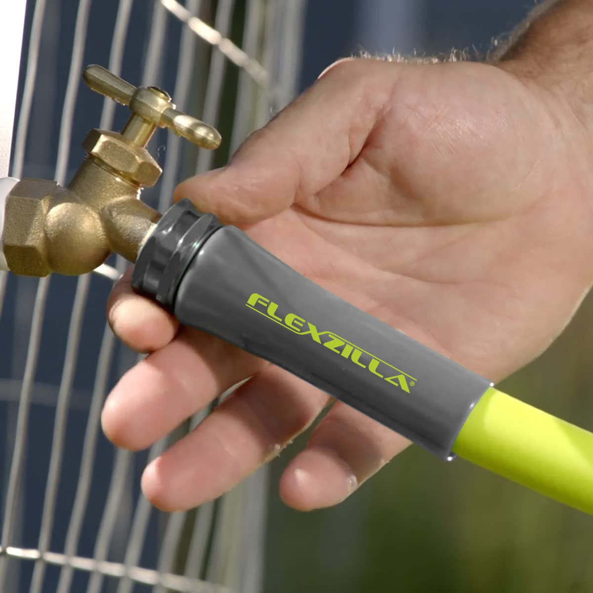 Flexzilla hose laid flat showing zero memory to prevent twists