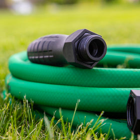 Coil-free unwinding supports quick watering setup after storage.