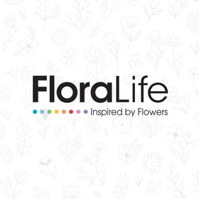 FloraLife bouquet refreshed with fresh-cut flower food