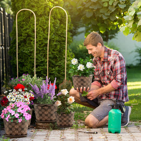 Flowyypo weather-resistant plastic planter stands up to sun and rain for indoor/outdoor use