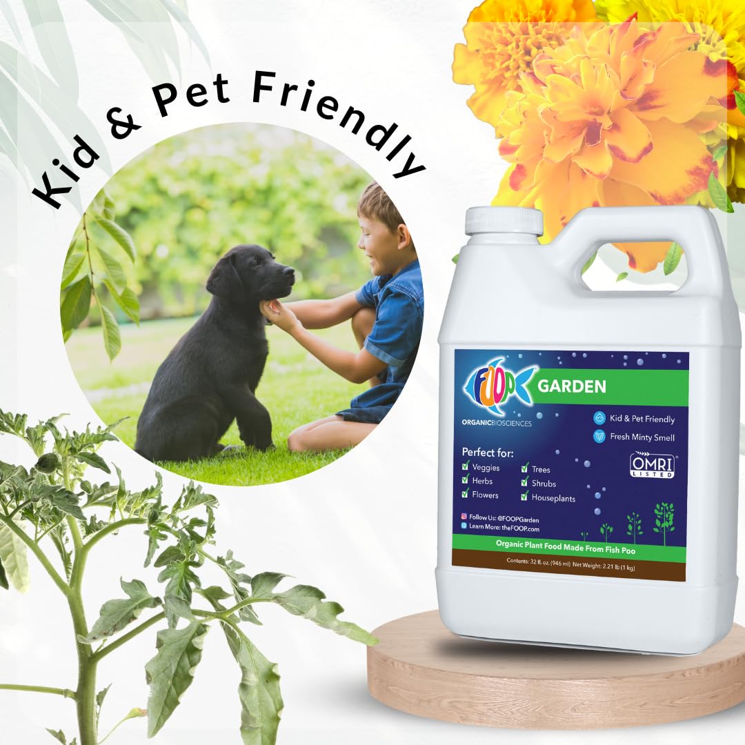 USA-made FOOP Garden bottle badge emphasizes quality.