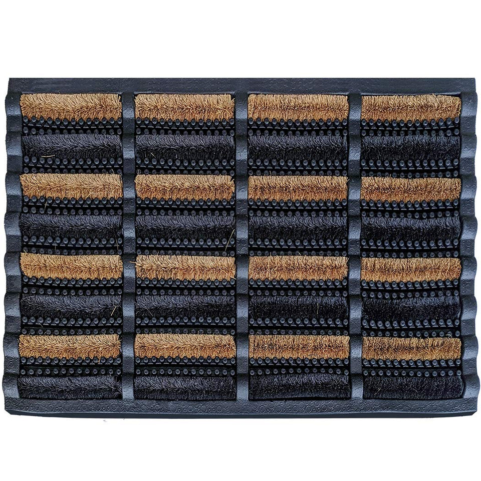 FOOTMATTERS Ninamar mud scrubber tray with coir bristles cleans dirt efficiently