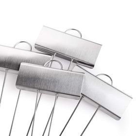 Foraineam 30-pack markers insert easily into soil for flexible labeling.