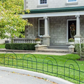 FOREHOGAR foldable fence can be relocated for seasonal landscaping.