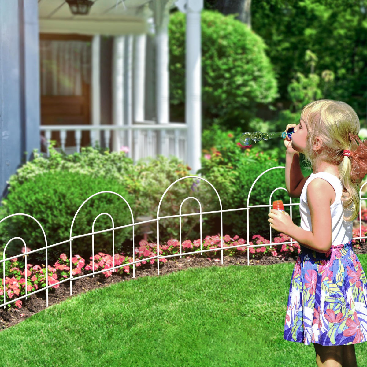 FOREHOGAR white powder-coated garden fence offers rust resistance while highlighting flower beds.