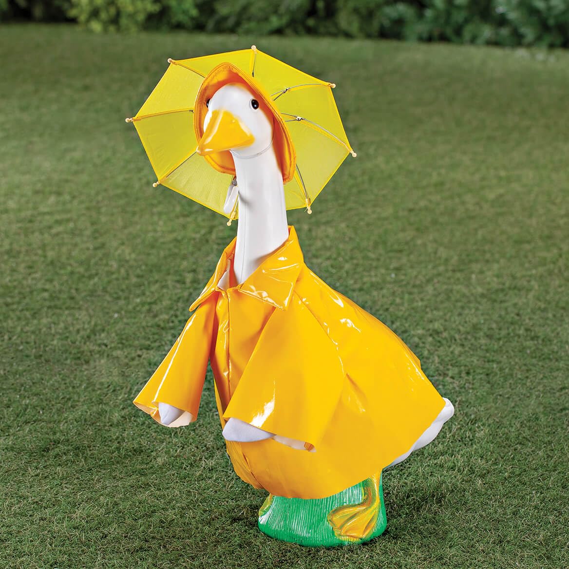 Fox Valley Traders Gaggleville goose outfit outdoor decor idea for seasonal displays.