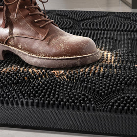 Framics low-profile dirt trap doormat fits under doors while catching debris