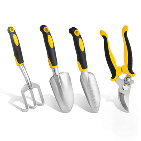 FrutPunch pruning shears close-up with ergonomic grip for precise pruning