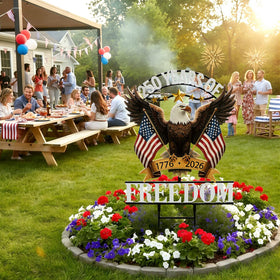 Fumete metal eagle decor features dimensional wings for realism