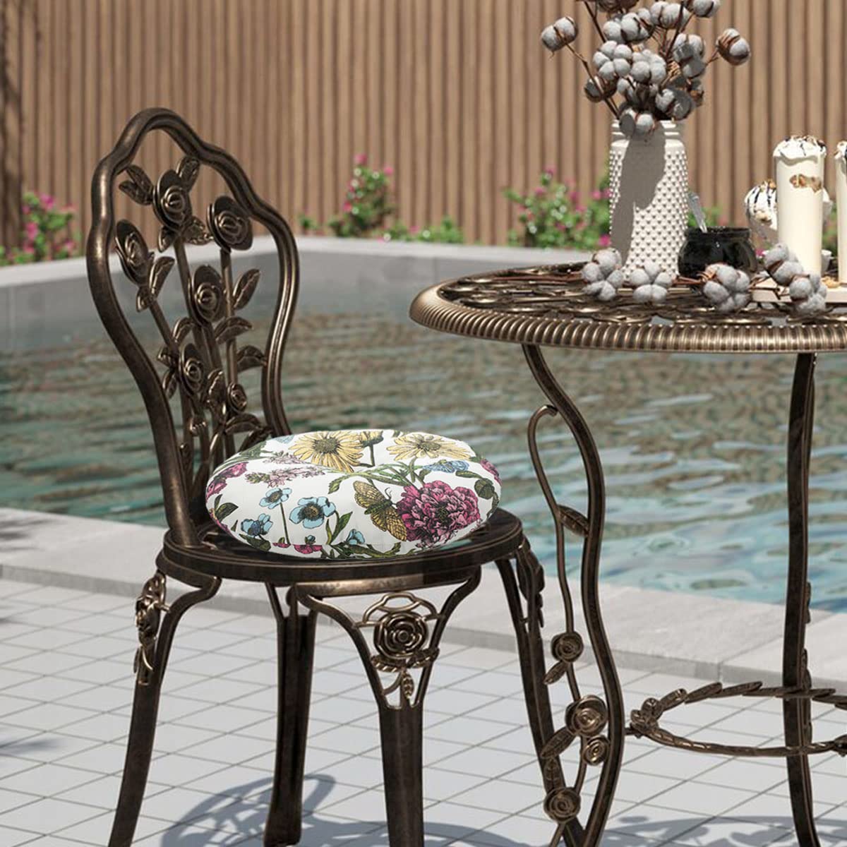 FUNHOME 90 percent waterproof outdoor cushion ideal for garden seating.