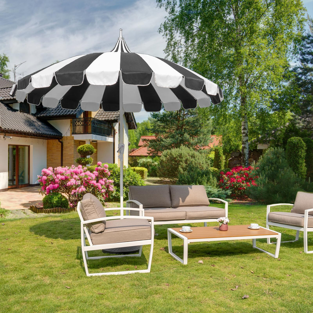 Funsite UV-protective canopy blocks 98% UVA/UVB for sunny days