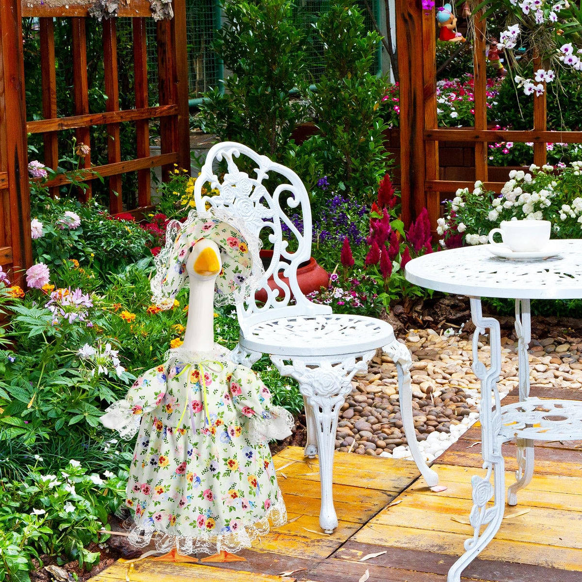 FuWeave goose outfit elevates garden centerpieces and photos.